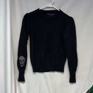 Skull 100 % Cashmere long sleeve  black skull Sweater small